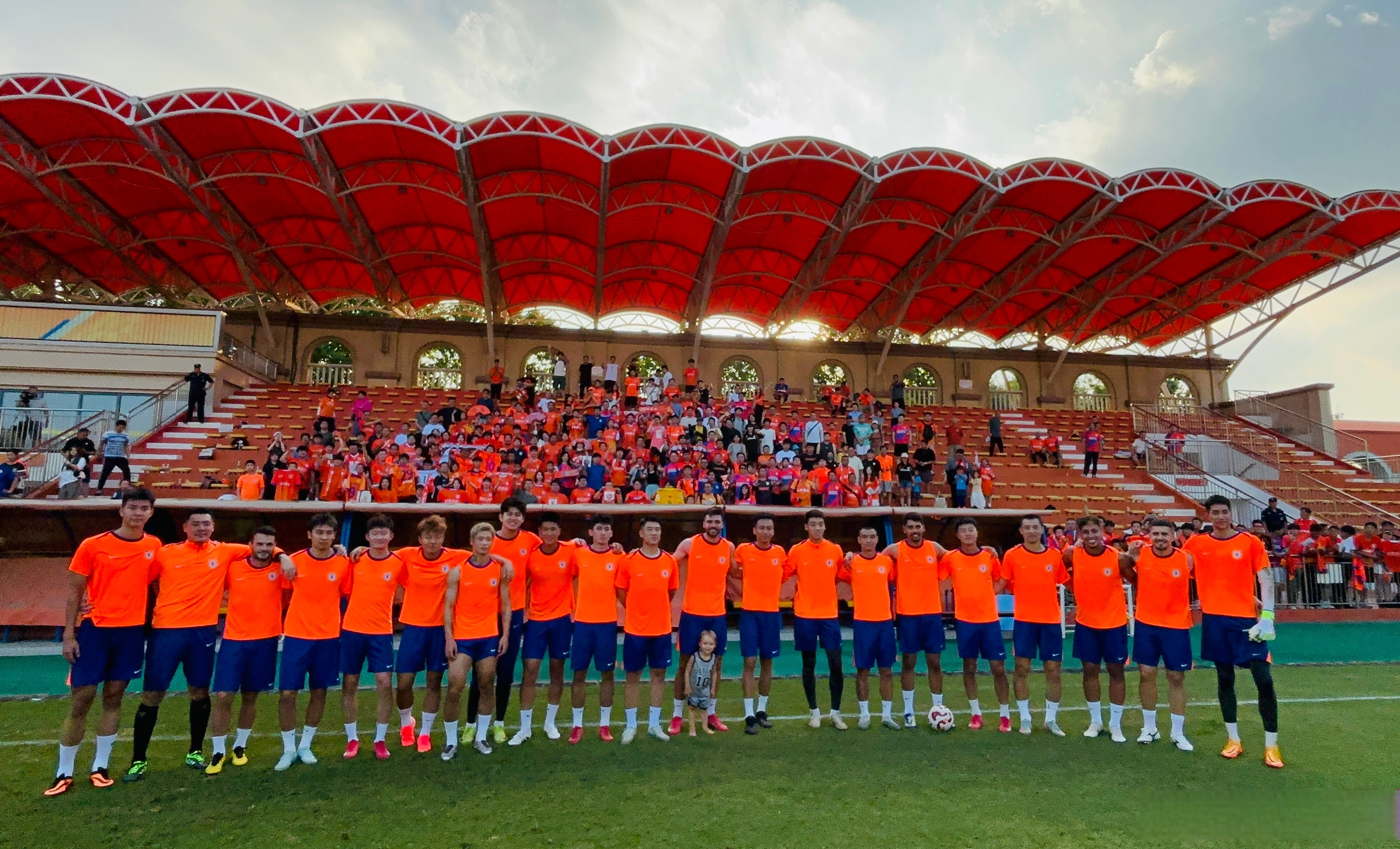 开元体育-离谱！今夜山东泰山备战欧篮联亚特兰大临场应变备战亚冠，上海海港清晨篮板制胜的简单介绍